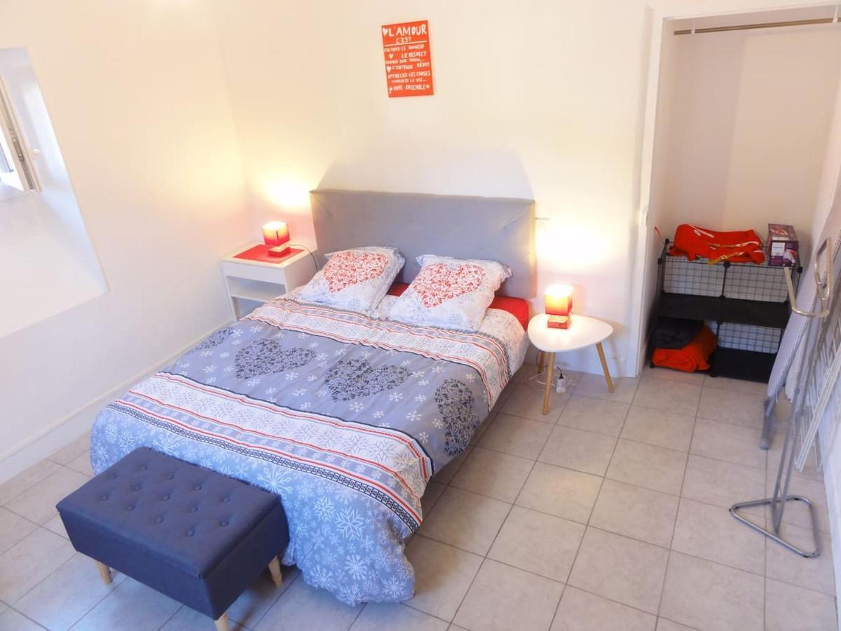 Au Petit Marcadal **sanctuaires, hôpital, gare** Apartment Lourdes Bagian luar foto
