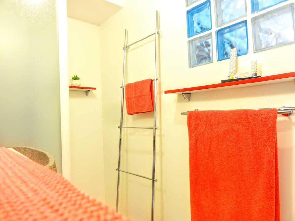 Au Petit Marcadal **sanctuaires, hôpital, gare** Apartment Lourdes Bagian luar foto